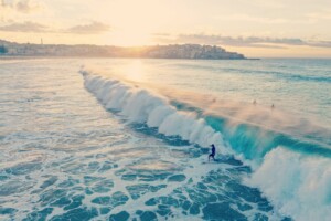 VISIT BONDI BEACH WAVES